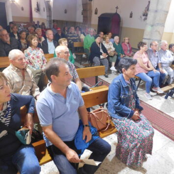 Actuación de «Buscando a Nebrija» en Saelices el Chico