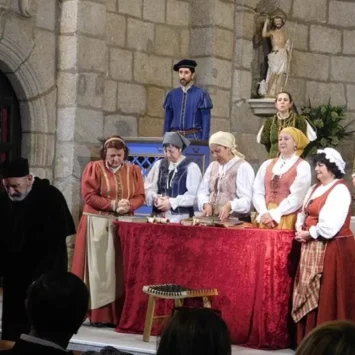 Béjar rinde homenaje a Elio Antonio con la obra teatral “Buscando a Nebrija”