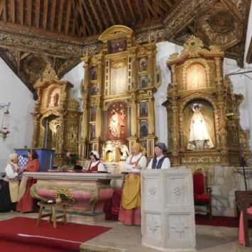 El artesonado de la iglesia parroquial coronó la obra «Buscando a Nebrija» en Puebla de Yeltes