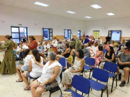 La obra «Buscando a Nebrija» cosecha un nuevo éxito en el salón teatro de Cantalpino dentro del prólogo de sus fiestas patronales