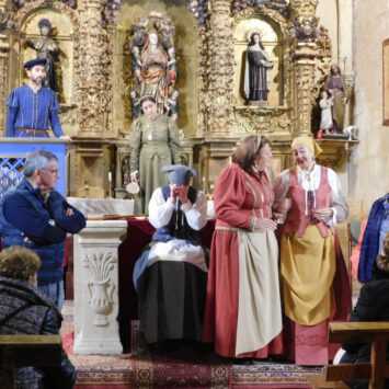 Cabezabellosa de la Calzada disfruta con el montaje ‘Buscando a Nebrija’