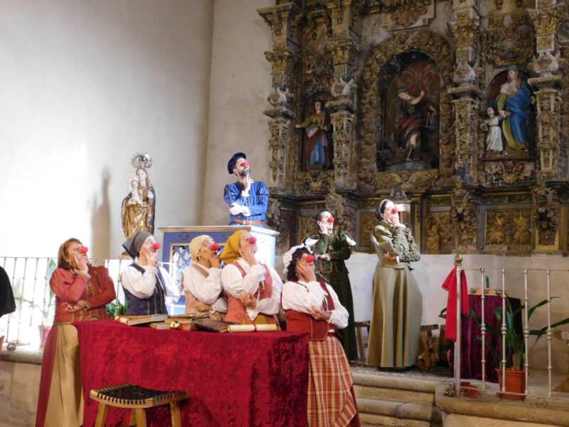 ‘Buscando a Nebrija’ encandila en Pizarral por Santa Bárbara