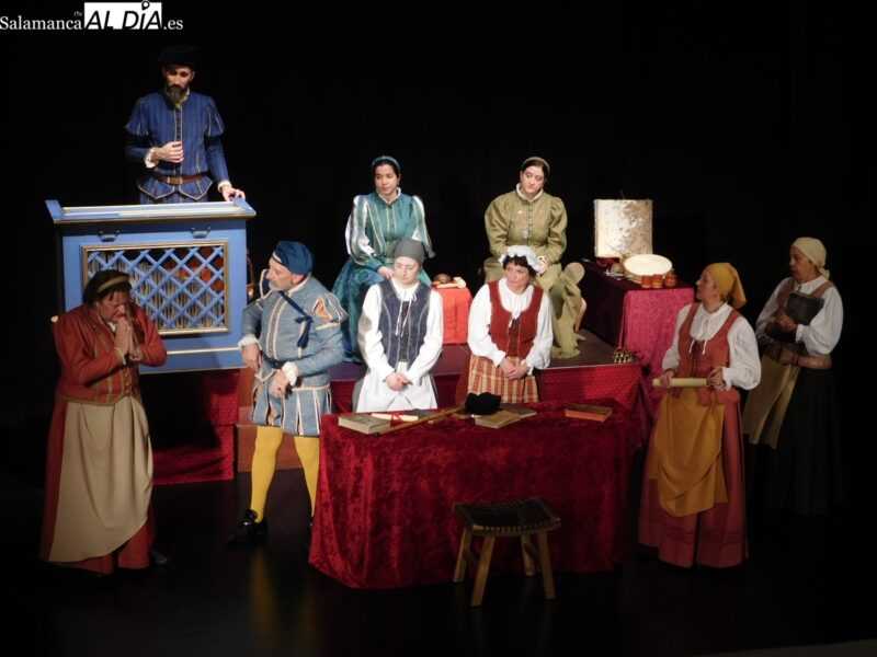 ‘Buscando a Nebrija’ entusiasma y emociona en Guijuelo