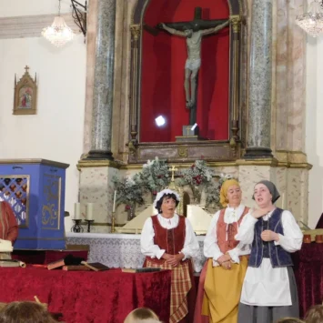 «Buscando a Nebrija» brilló, esta vez, en la ermita de Gallegos de Argañán